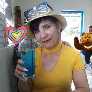 Meet your Posher, Edna